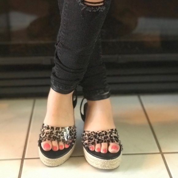 LEOPARD WEDGES - Picture 5 of 10